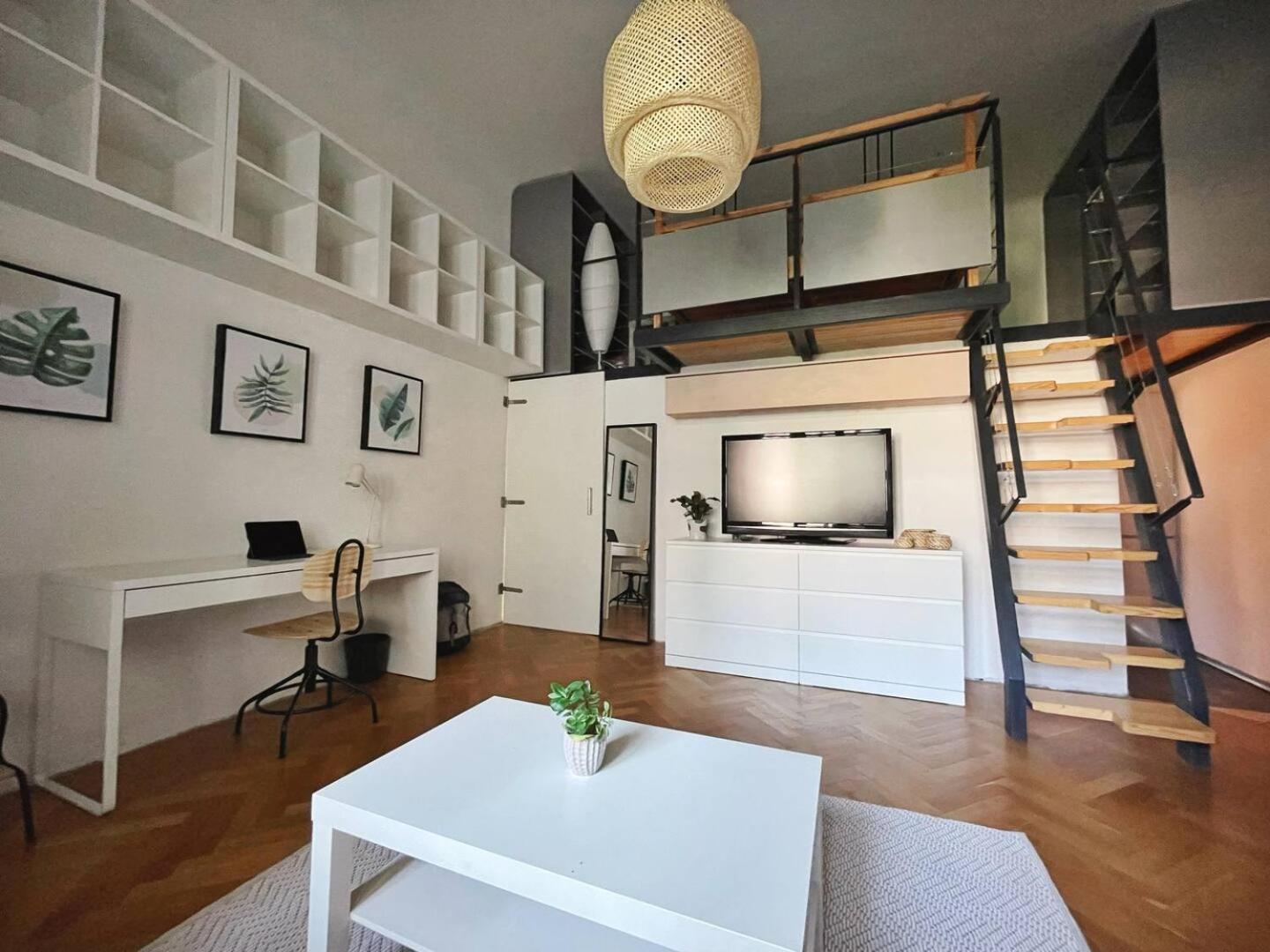 Netradicny Apartman V Centre 布拉迪斯拉发 外观 照片